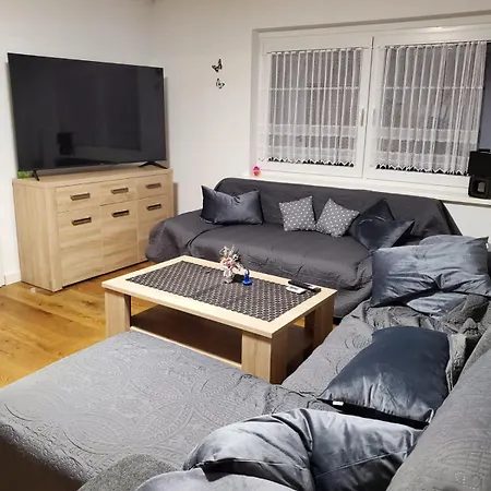 Apartment Zur Weissen Taube Haus 2 Große Monteurs Und Handwerkerwohnung Nahe Berlin Und Brandenburg Beelitz