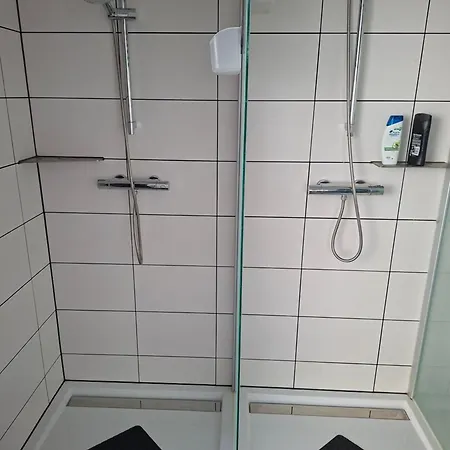 Zur Weissen Taube Haus 2 Grosse Monteurs Und Handwerkerwohnung Nahe Berlin Und Brandenburg *