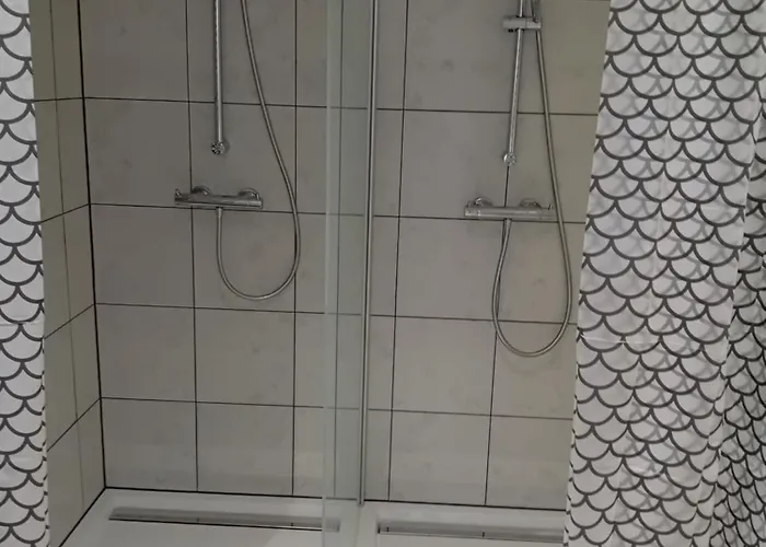 شقة Zur Weissen Taube Haus 2 Grosse Monteurs Und Handwerkerwohnung Nahe Berlin Und Brandenburg بيليتس