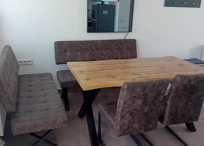 Zur Weissen Taube Haus 2 Grosse Monteurs Und Handwerkerwohnung Nahe Berlin Und Brandenburg